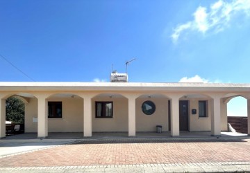 Detached Villa For Sale  in  Tsada