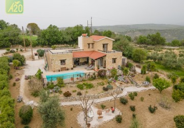 Detached Villa For Sale  in  Polemi