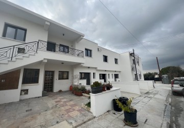 Town House For Rent  in  Chlorakas