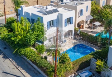 Detached Villa For Sale  in  Polis