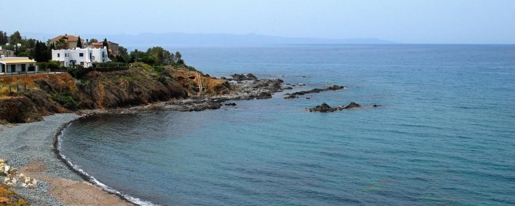 Pomos
