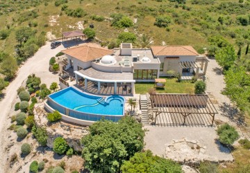Detached Villa For Sale  in  Kritou Terra