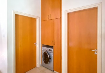 Detached Villa For Sale  in  Emba