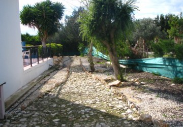 Detached Villa For Sale  in  Peyia