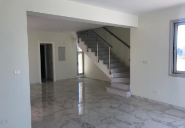 Detached Villa For Sale  in  Kato Paphos - Universal