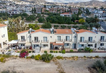 Town House For Sale  in  Peyia