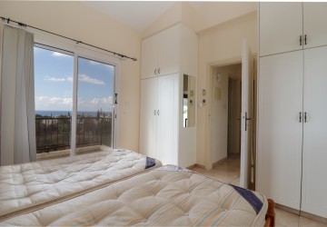 Town House For Sale  in  Peyia