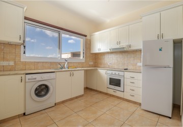 Town House For Sale  in  Peyia