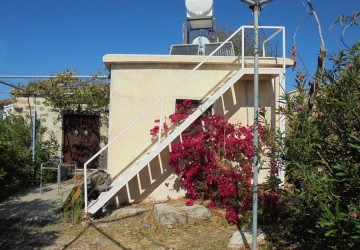 1 Bedroom Detached Villa in Argaka, Paphos