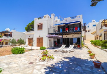 2 Bedroom Town House in Chlorakas, Paphos