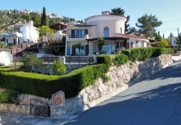 Detached Villa For Sale  in  Tala - Kamares