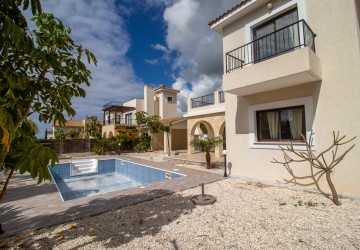 Detached Villa For Sale  in  Secret Valley