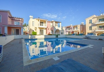 Detached Villa For Rent  in  Kato Paphos - Universal