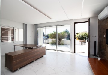 Detached Villa For Sale  in  City center