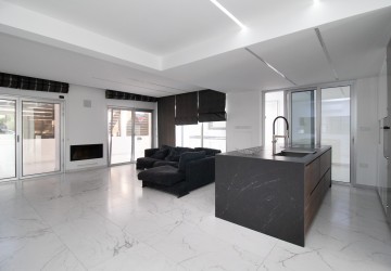 Detached Villa For Sale  in  City center