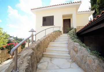 Detached Villa For Sale  in  Tala - Kamares