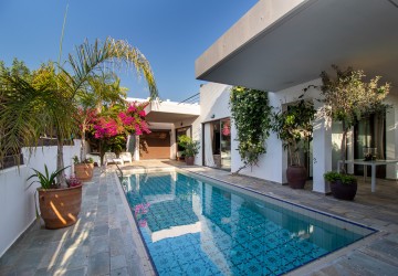 3 Bedroom Bungalow in Emba, Paphos