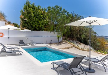 Detached Villa For Sale  in  Kissonerga