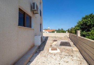 Detached Villa For Sale  in  Peyia - St. George