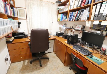 Bungalow For Sale  in  Peyia