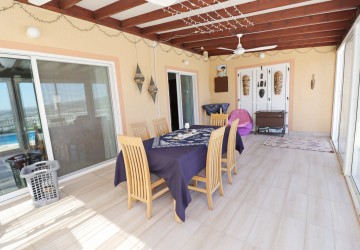 Bungalow For Sale  in  Peyia