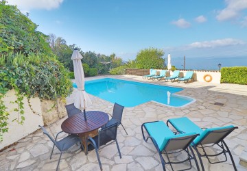 Bungalow For Sale  in  Tala - Kamares