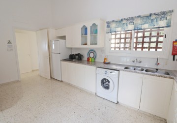 Bungalow For Sale  in  Tala - Kamares