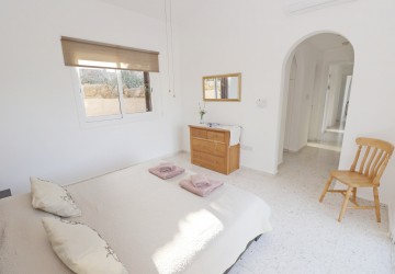 Bungalow For Sale  in  Tala - Kamares