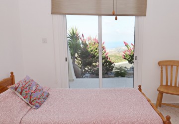 Bungalow For Sale  in  Tala - Kamares