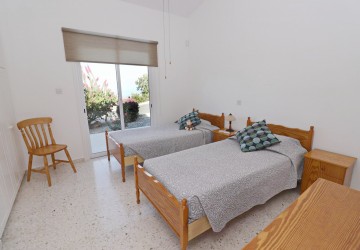 Bungalow For Sale  in  Tala - Kamares