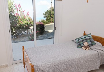 Bungalow For Sale  in  Tala - Kamares