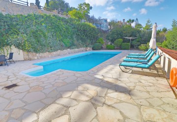 Bungalow For Sale  in  Tala - Kamares