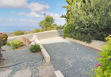 Bungalow For Sale  in  Tala - Kamares