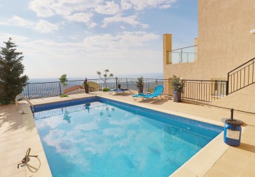 Detached Villa For Sale  in  Peyia