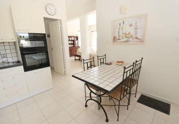 Detached Villa For Sale  in  Peyia
