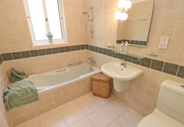 Detached Villa For Sale  in  Peyia