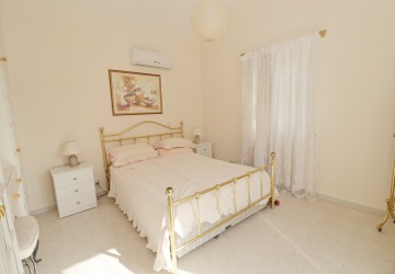 Detached Villa For Sale  in  Peyia