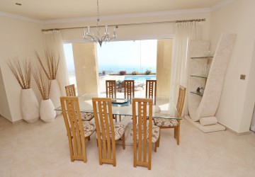 Detached Villa For Sale  in  Akoursos