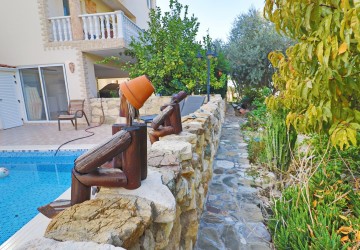 Detached Villa For Sale  in  Peyia