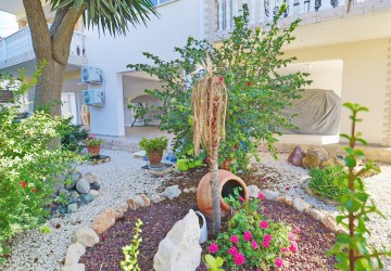 Detached Villa For Sale  in  Peyia