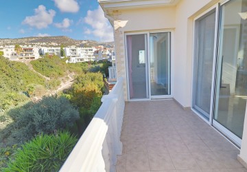 Detached Villa For Sale  in  Peyia