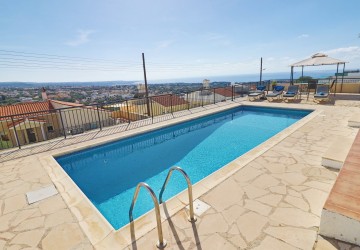 Detached Villa For Sale  in  Peyia