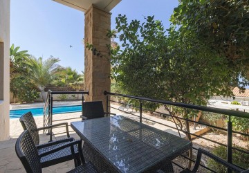 Detached Villa For Sale  in  Kissonerga
