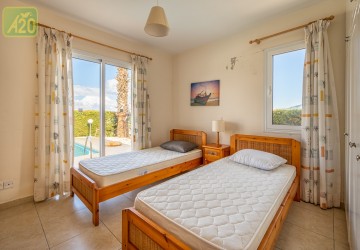 Detached Villa For Sale  in  Argaka