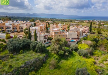 Semi Detached Villa For Sale  in  Argaka