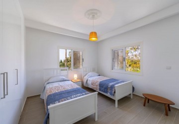 Detached Villa For Rent  in  Peyia - Coral Bay
