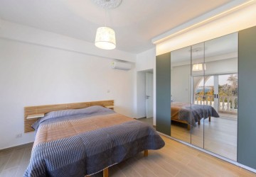 Detached Villa For Rent  in  Peyia - Coral Bay