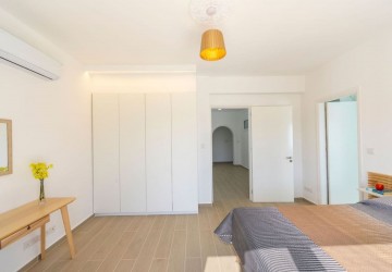 Detached Villa For Rent  in  Peyia - Coral Bay