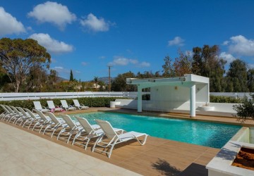 Detached Villa For Rent  in  Peyia - Coral Bay