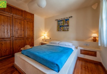 Detached Villa For Sale  in  Lysos